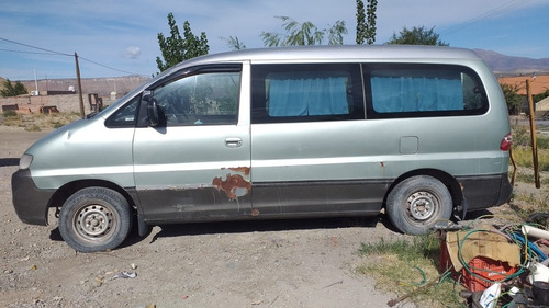 Hyundai H1 2.5 12 Pas Minibus Turbo 2000