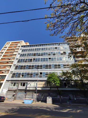 Edificio Comercial Sobre Av. Jujuy 141 - 6000 M2