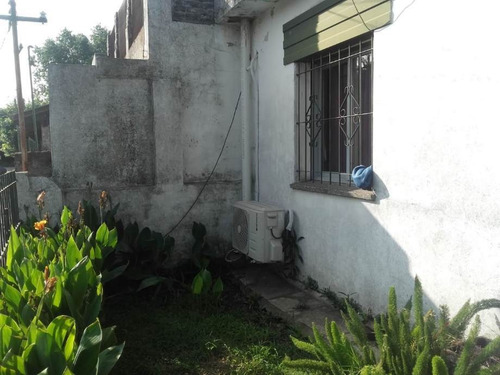 Imagen 2 de 12 de Casa En Venta En Moron Sur