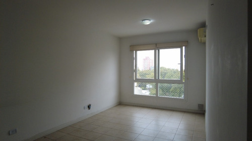 Imagen 4 de 18 de Departamento 2 Ambientes Con Cochera En Venta En Complejo Las Victorias Plaza San Martín