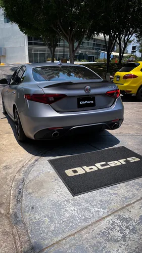 Alfa Romeo Giulia 2.0 Ti At