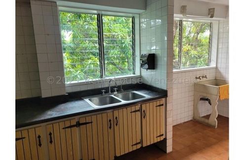 Imagen 7 de 11 de Rf Apartamento En Venta En Santa Eduvigis Para Remodelar Muy Bien Mantenido Buena Oportunidad Mls #22-11168 Isabel Fragozo Rent A House