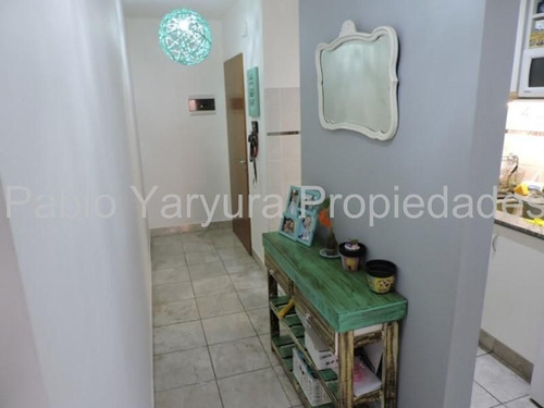 Departamento En Venta En Caseros