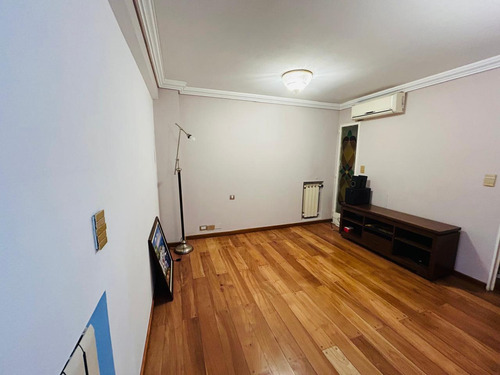 Departamento/ Piso En Venta De 5 Ambientes En Villa Urquiza