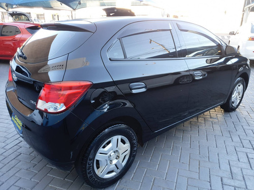 Imagem 6 de 15 de Chevrolet Onix 1.0 Mpfi Ls 8v Flex 4p Manual