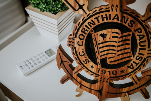 Imagem 7 de 7 de Escudo Corinthians Entalhado Em Madeira Nobre E Maciça