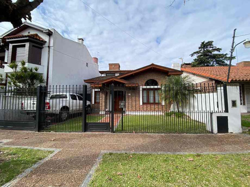 Casa En Venta En Barrio Parque