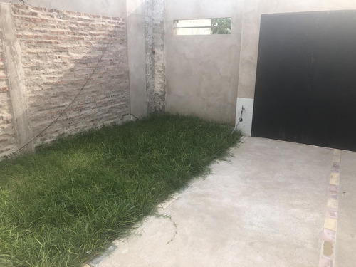 Imagen 10 de 24 de Condominio - Casa Duplex - Venta - Castelar Norte - 3 Ambientes