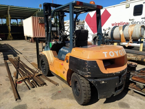 Montacargas Toyota Gas Y Gasolina 3.5ton 2008 2400hr Impecab