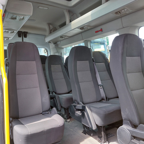 Transit Minibus 17+1