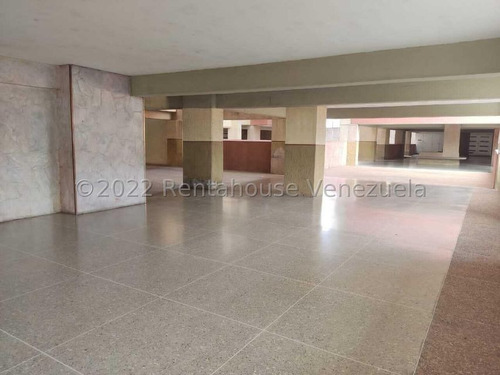 Imagen 17 de 30 de Apartamento En Venta En Barquisimeto Este, Patarata, Conservado Moderno Ammbiente, Minimalista, Codigo Flex 22-23696 Mperez 04145563884, Renta House ,
