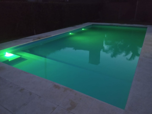 Imagen 3 de 17 de Venta De Casa De 3ambientes,parque,piscina Y Quincho En Pilar
