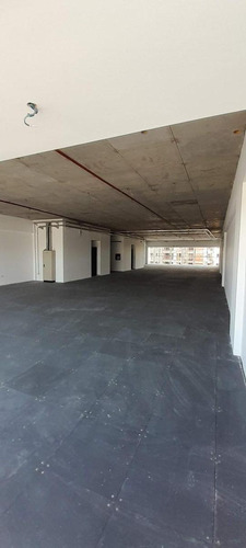 Imagen 21 de 21 de Edificio Comercial - Quebrada De Las Rosa