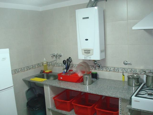 Imagen 11 de 14 de Habitación Individual Grande Para Estudiante $60000 (centro)