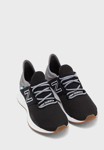 Tênis New Balance Fresh Foam Roav Preto+ Brinde Meia