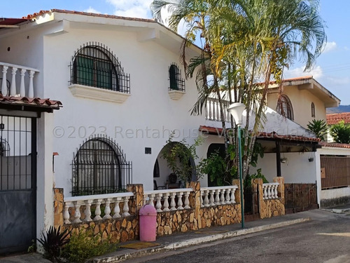 Casa En Venta, Urb. La Mora Ii, La Victoria 24-13739 Yr