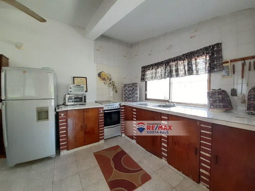 En Venta Amplia Y Acogedora Casa Tipo Campestre Con Piscina Y Areas Verdes, El Tuque.