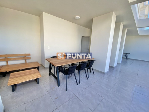 Imagen 19 de 28 de Venta De Penthouse De 2 Dormitorios En Edificio Imperiale Iii Punta Del Este