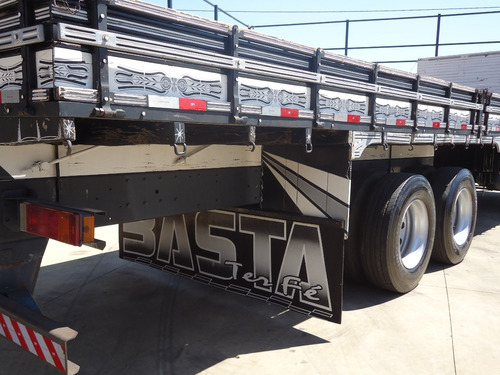 Imagem 4 de 9 de Iveco Tractor 24e25 6x2 2009