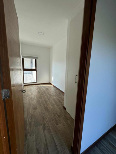 Amplia Y Moderna Casa 4d Y 3b En 5000 M2