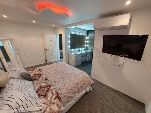 Imagen 8 de 14 de Casa En Venta Urb. La Trinidad # 22-17329