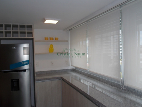 Amplio Apartamento En Muy Buena Torre Frente Al Mar. Totalmente Reciclado- Ref: 16270