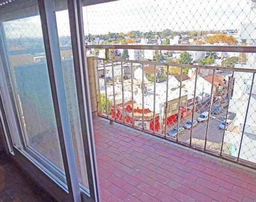 Imagen 3 de 8 de Depto 2amb Al Frente Con Balcon A 4 Cuadras Estacion