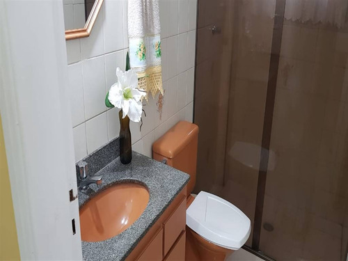 Imagem 25 de 30 de Apartamento A Venda Com 2 Dormitorios , 1 Suite, 2 Banheiros , Dependencia De Empregada , Vaga De Garagem. Predio Com Elevador E Salao De Festas. - Hm3372