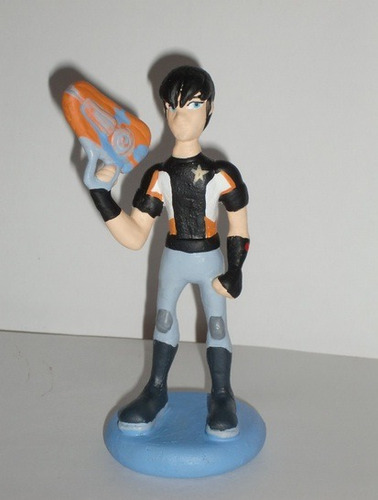 Ben 10 ,personajes De La Tv En Masa Flexible