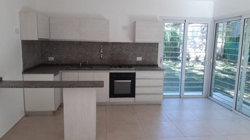 Imagen 6 de 11 de Vendo Duplex En Villa Allende