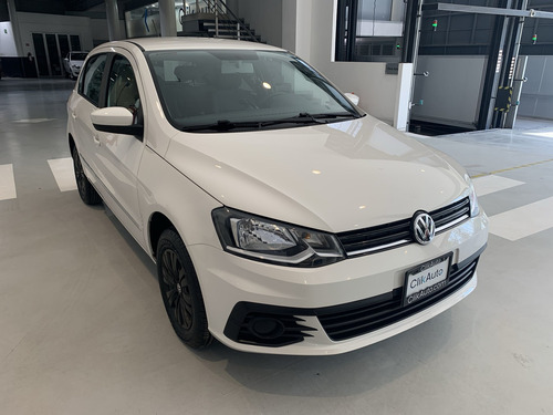 Imagen 2 de 15 de Volkswagen Gol 2018 1.6 Trendline Mt 5 P