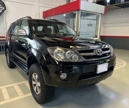 Imagen 13 de 18 de Toyota Fortuner