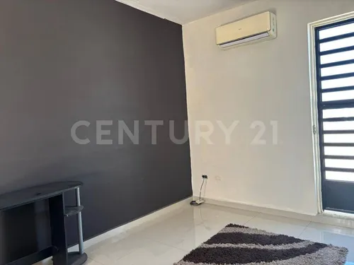 Casa En Venta En Fracc. Los Castaños Apodaca
