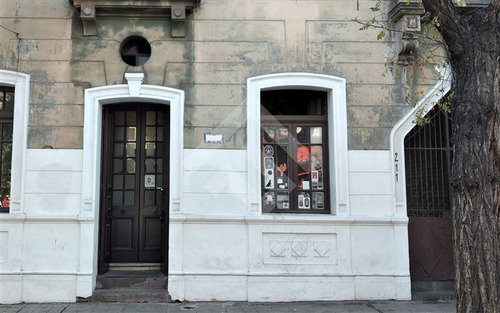 Local Comercial En Venta En Recoleta