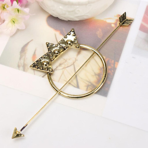 Broche De Cabellero Triangular De Flecha De Bronce Vintage