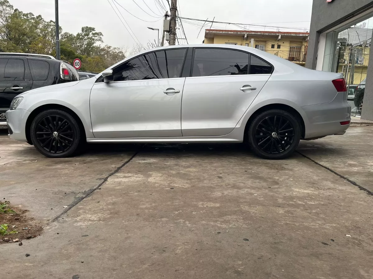 Volkswagen Vento 2.0 Sportline Tsi 200cv