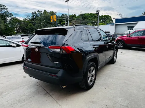 Toyota Rav4 Xle Premium 2022 Clean Carfax