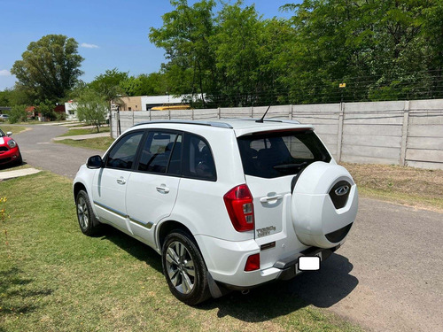 Imagen 4 de 15 de Chery Tiggo 3 1.6 4x2 Luxury L/17 2018