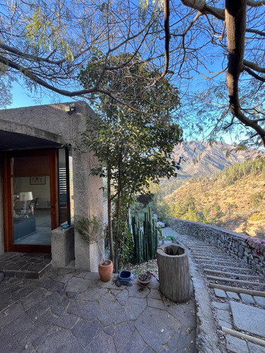Casa En Cerro Con Vista A El Arrayan