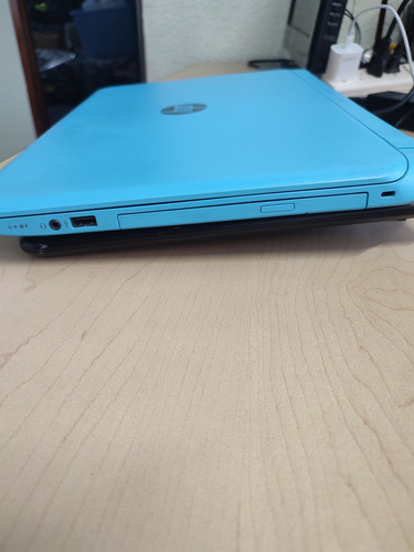 Laptop Hp 15-p001la Usada Funcionando Azul (Usado)