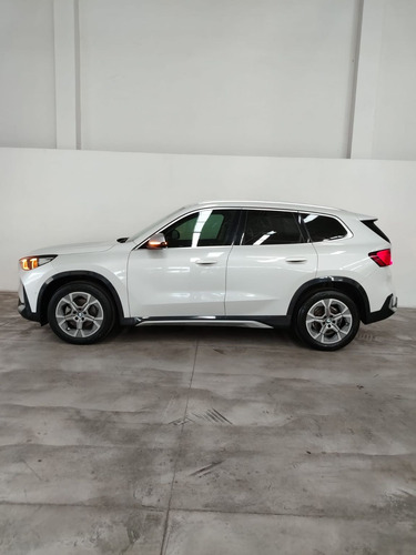 BMW X1 1.5 sDrive 18i At