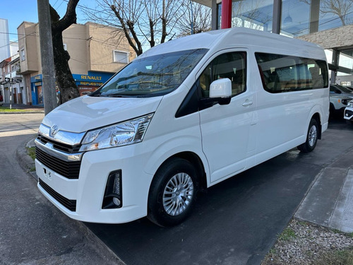 Toyota Hiace 2.8 Tdi Commuter 6at 14a