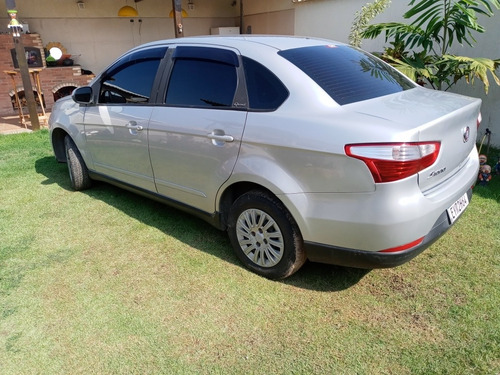 Fiat Grand Siena 2013 1.4 Attractive Flex 4p