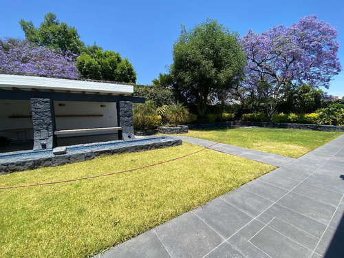 Casa En Venta En Jardines Del Pedregal