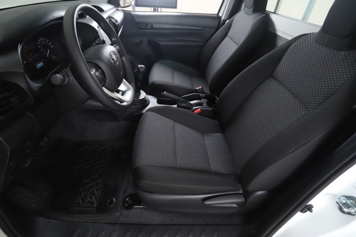 Toyota Hilux 2.4 Cs Dx 150cv 4x2
