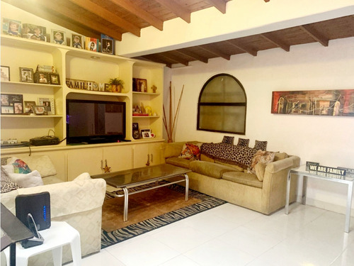 Venta De Casa En El Poblado Loma De Los Gonzalez Medellín