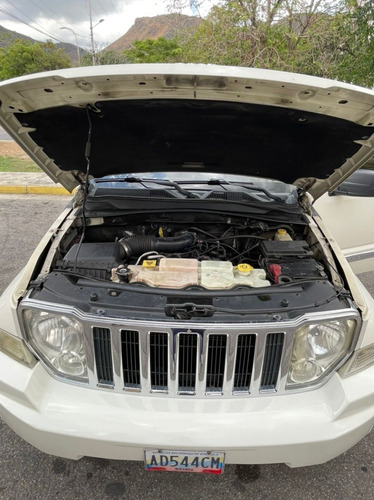 Imagen 8 de 10 de Jeep Cherokee Kk Limited