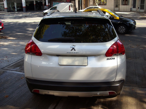 Imagen 6 de 15 de Peugeot 2008 Feline 2017