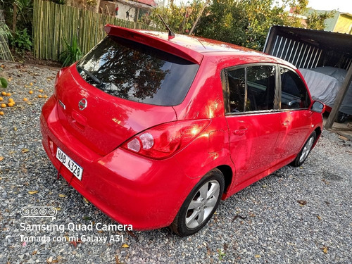 Nissan Tiida 1.8 Premium Mt 2011