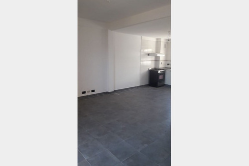 Imagen 5 de 10 de Departamento En Venta En Ramos Mejia